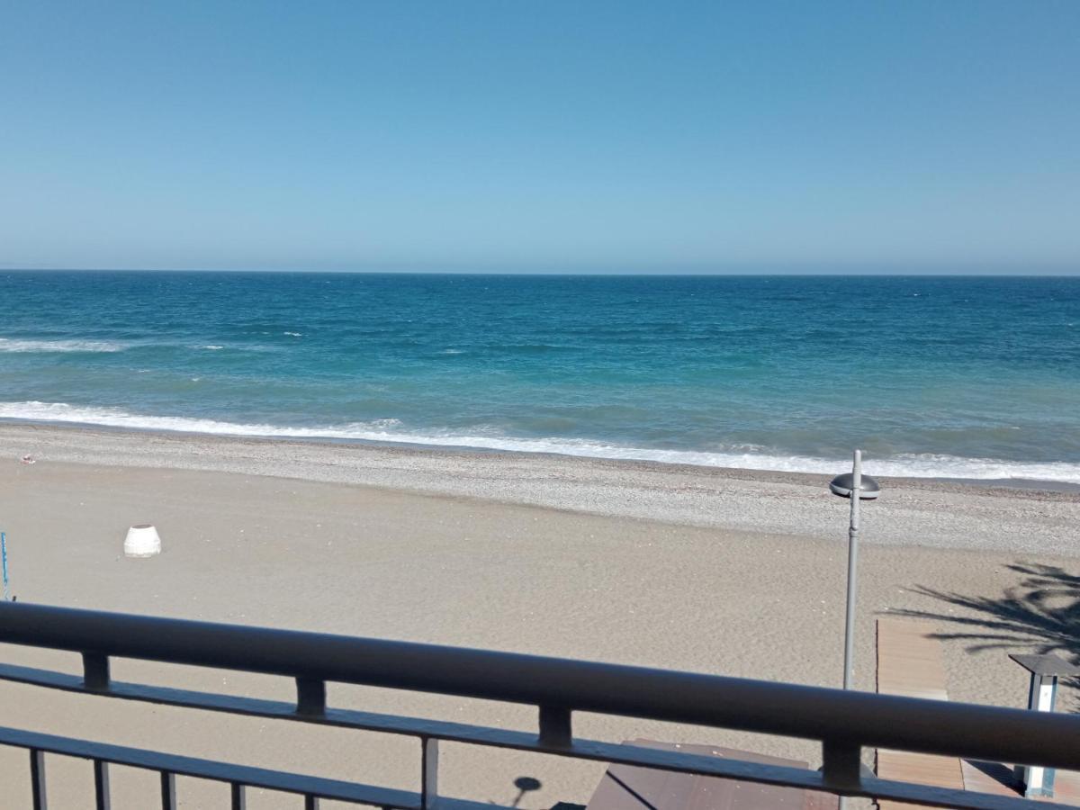 Primera Linea De Playa A 10 Min Estepona San Luis de Sabinillas Exterior photo